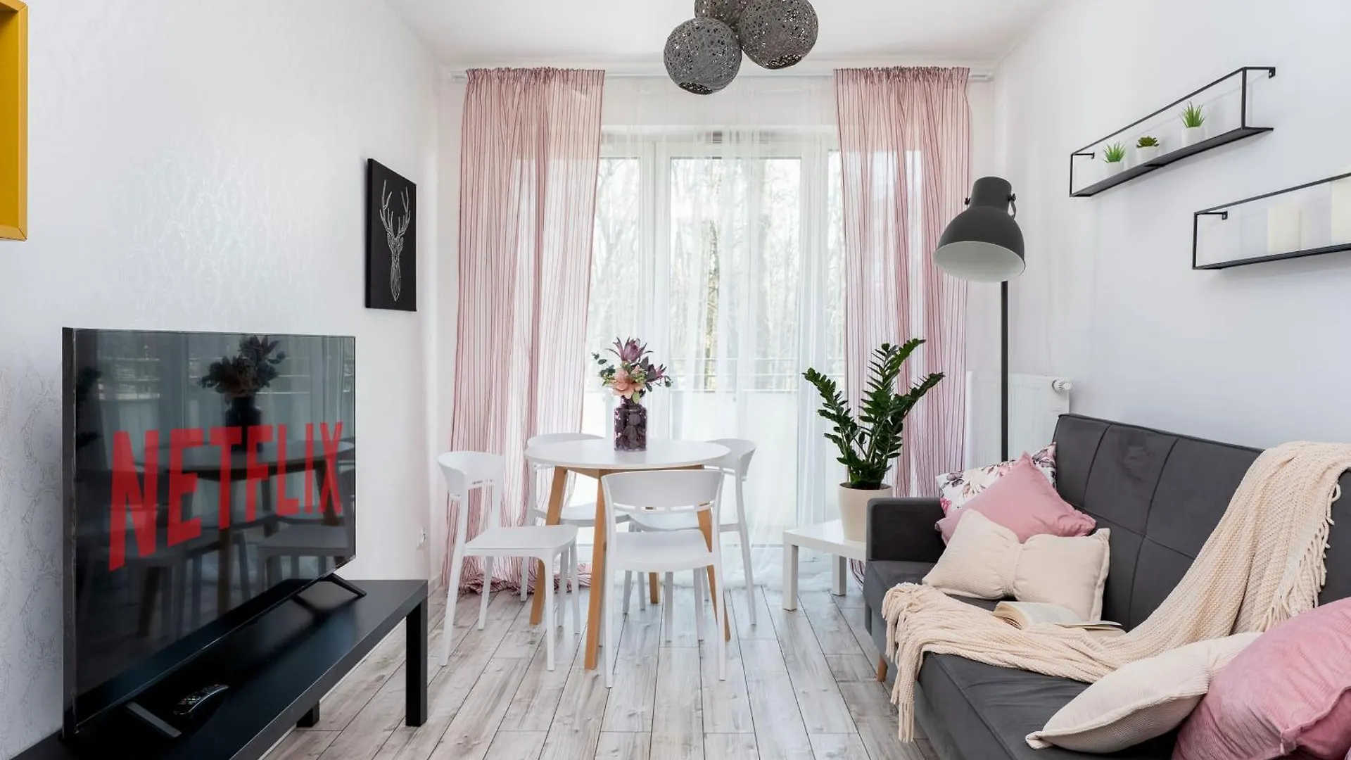 Malila Premium Apartments Konopnickiej 63E Krakow 0*,